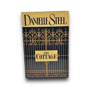 ⚡️3/$24⚡️ The Cottage by Danielle Steel - Hardcover